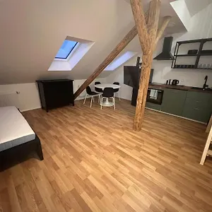 Zizkov Tower Aparthotel Prag